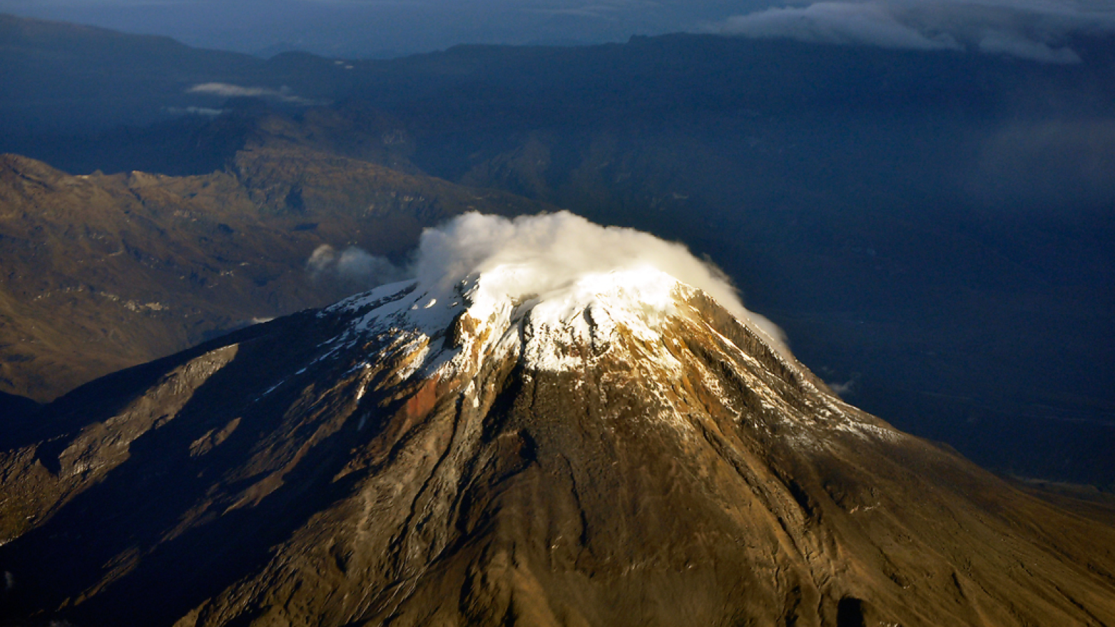 Вулкан Невадо дель Руис Колумбия